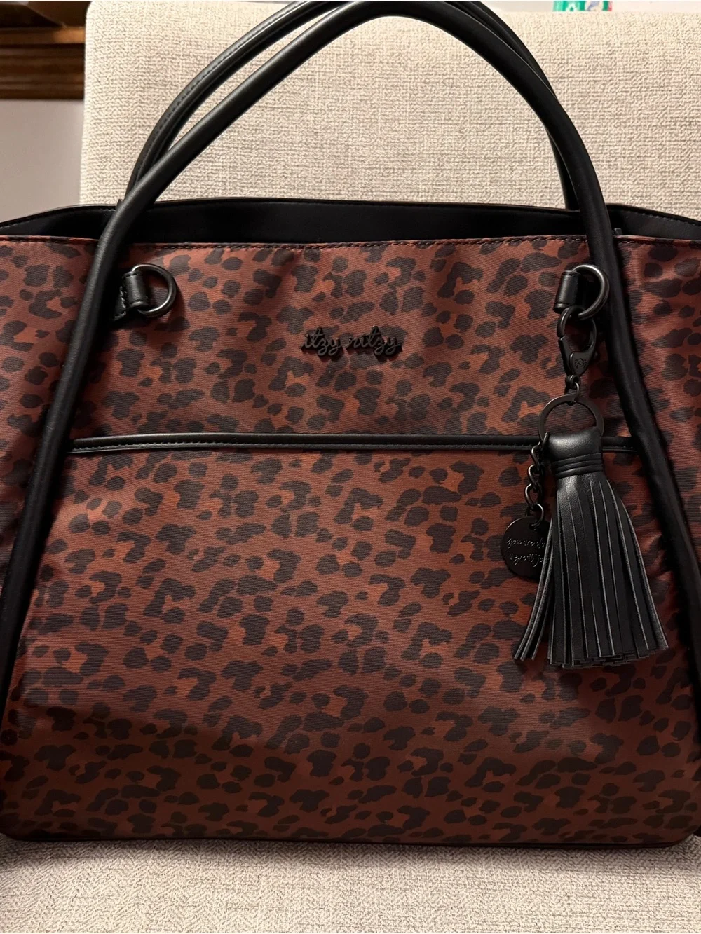 Itzy Ritzy Leopard BOSS TOTE Diaper bag